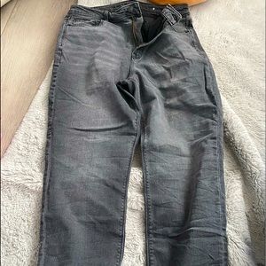 American Eagle black mom jeans